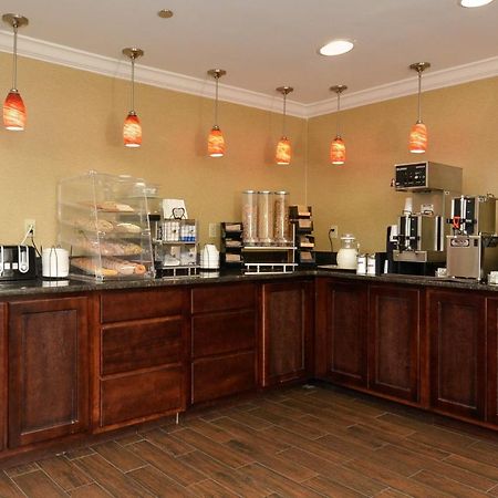 Red Roof Inn Dalton Εξωτερικό φωτογραφία